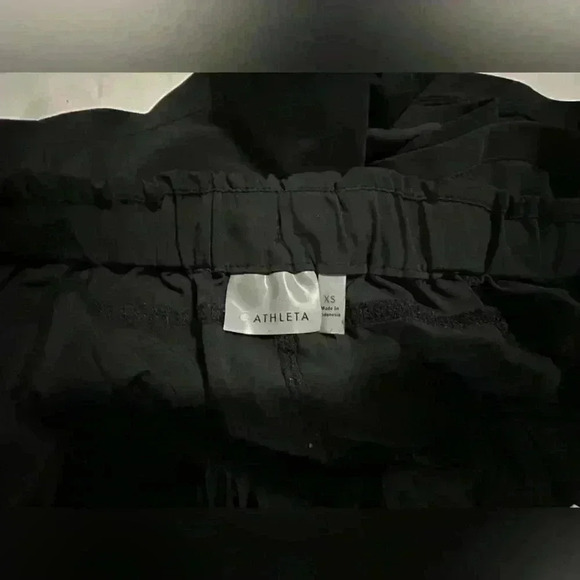 Athleta Running Shorts Style #983384 Women's XS - Picture 5 of 7